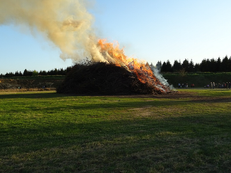 25-Maifeu-03 25-Maifeu-03