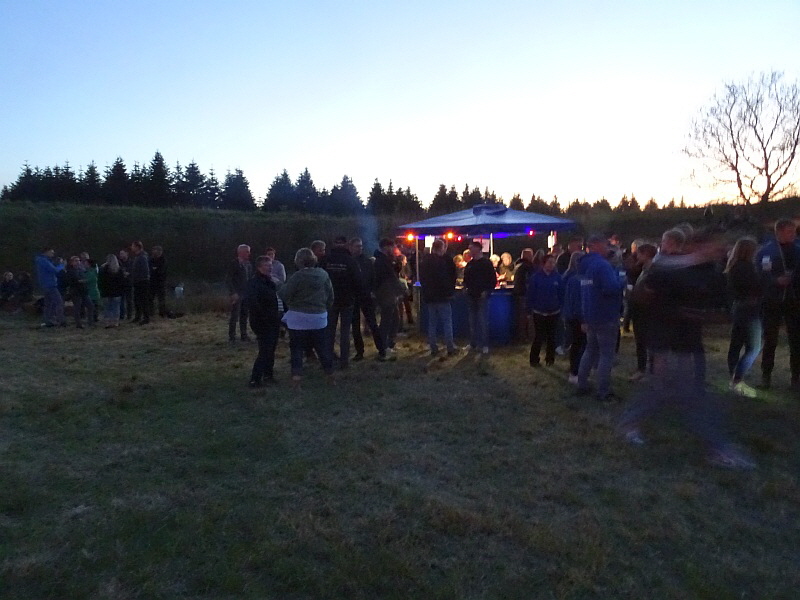 25-Maifeu-09 25-Maifeu-09