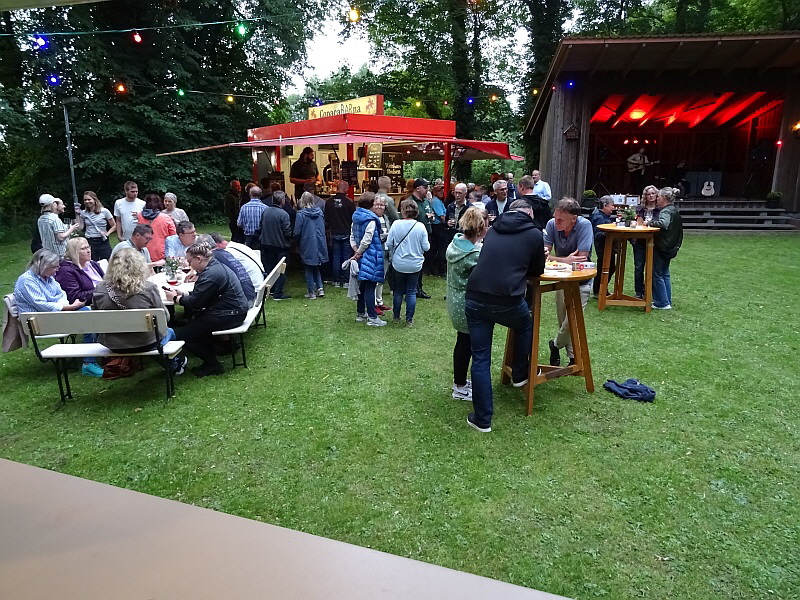25-WeinFest-13
